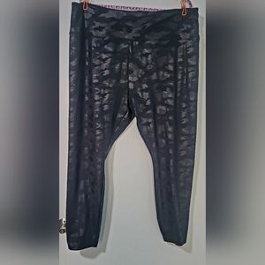 Simply Vera VERA WANG High Rise  Faux Leather Black Camo Legging Women Size 2X